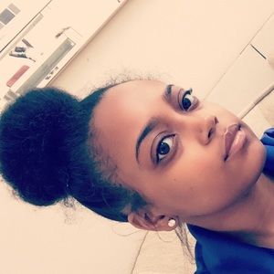 Meet your Posher, Ashlee